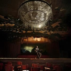 Make 'Em Laugh [Cassette]