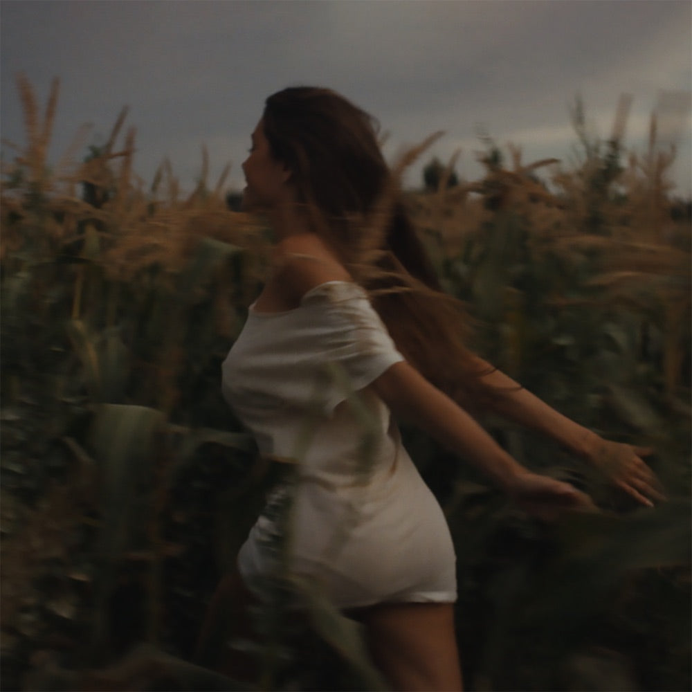 Madison Beer - Silence Between Songs [LP]