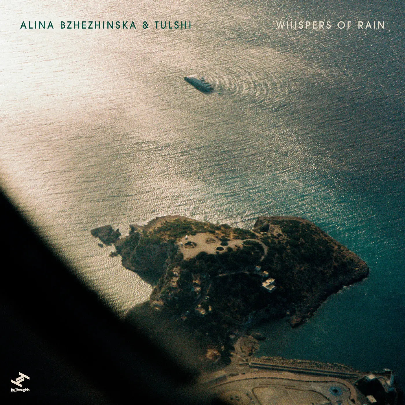 Alina Bzhezhinska & Tulshi - Whispers Of Rain [CD]