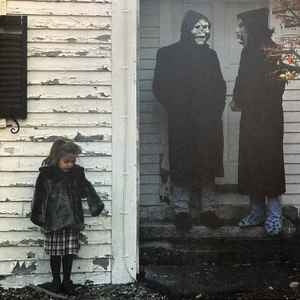 The Devil And God Are Raging Inside Me [IVC Edition Black and White Split Color Vinyl +7"]