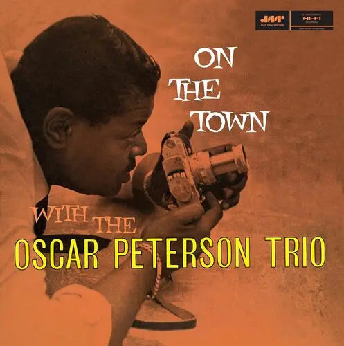 Oscar Peterson Trio - On The Town With Herb Ellis & Ray Brown [Vinyl]