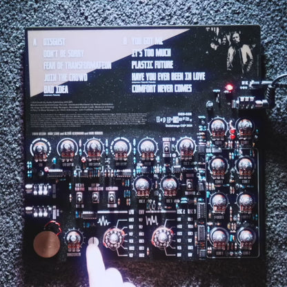 Synthesizer [Vinyl, Functional Circuit Board/Synth Cover]