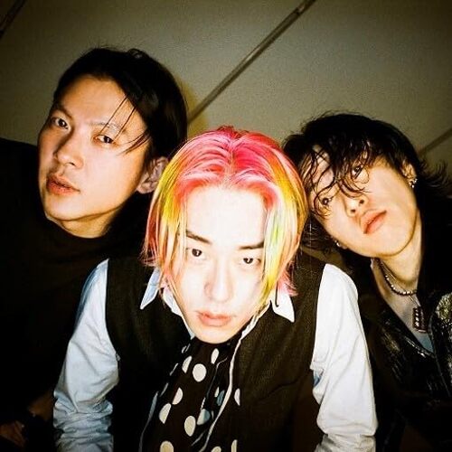 More & More & More / Smash [7" Vinyl Single]